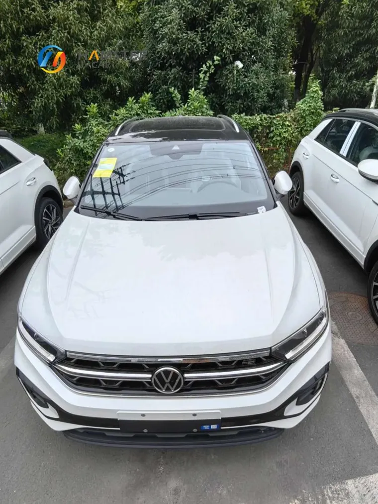 Volkswagen T-ROC Stylish 2