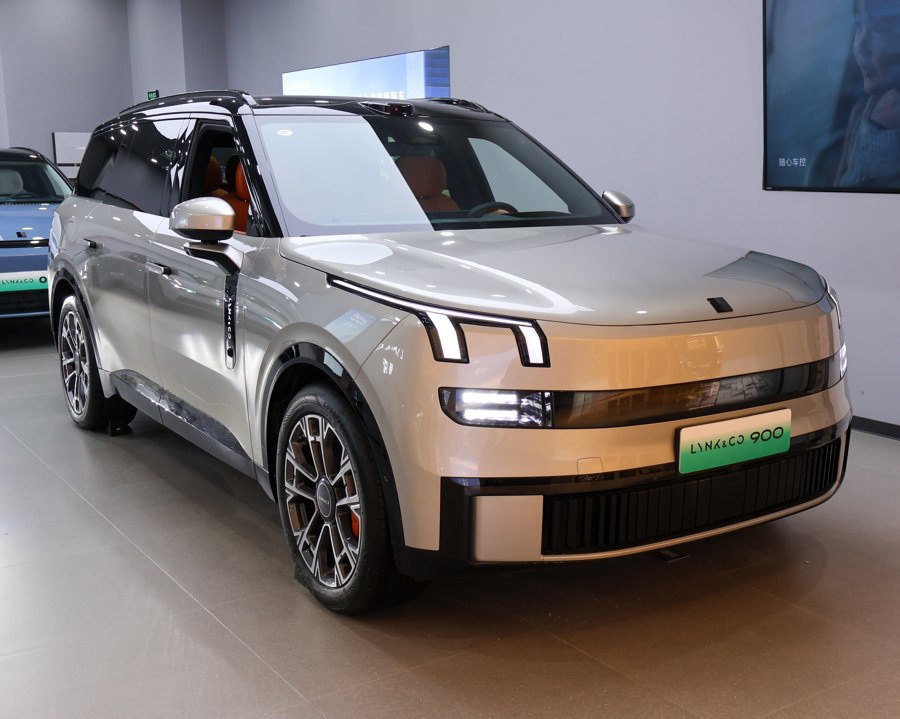 Lynk & Co 900 2025 1.5T Ultra