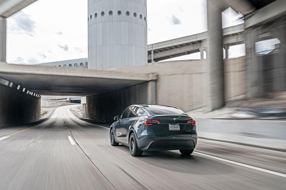 2020-tesla-model-y-long-range-103-1592842278