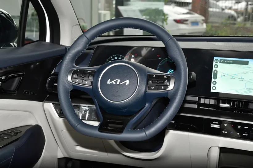 SPORTAGE 5
