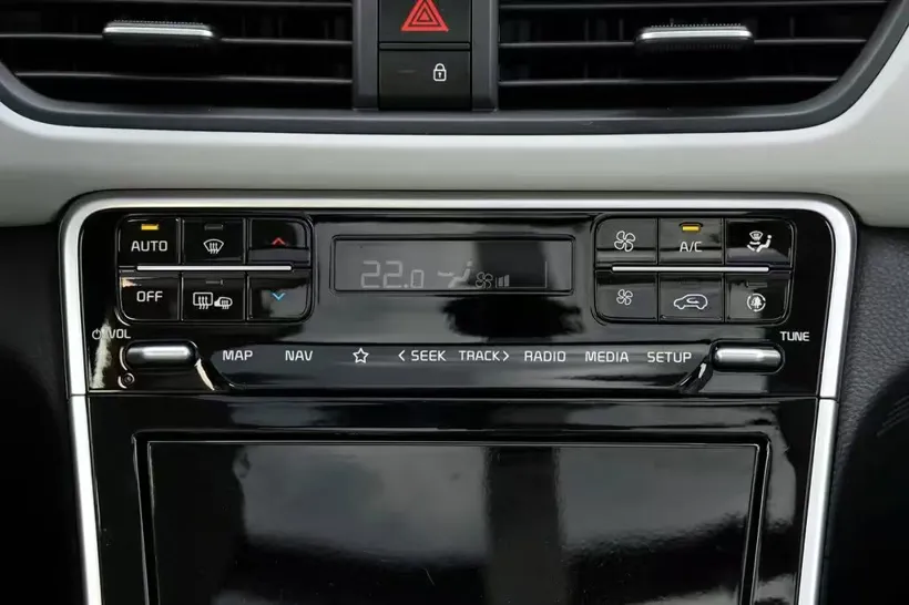 KIA SELTOS 2