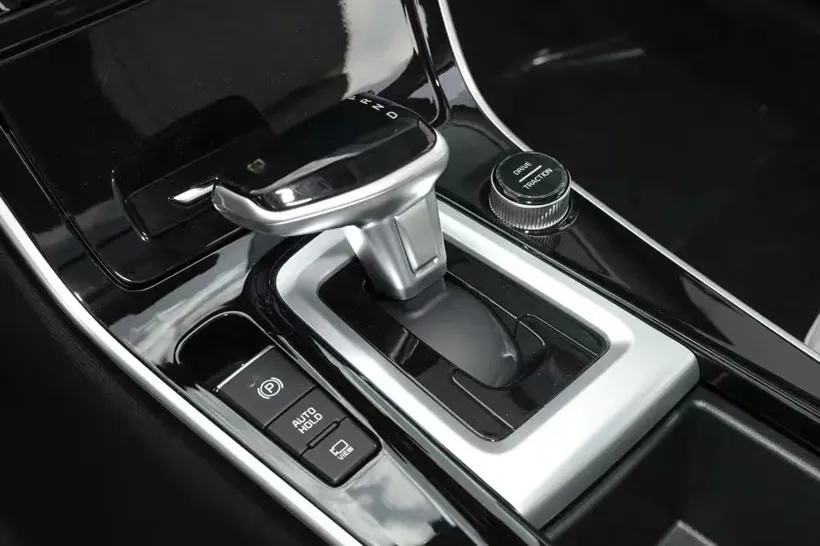 KIA SELTOS 3