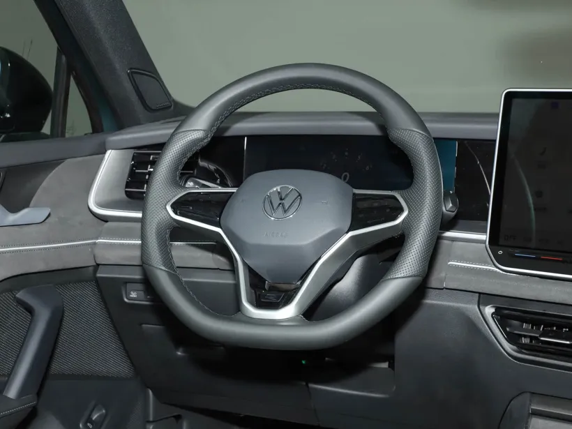 VW Tayron 5