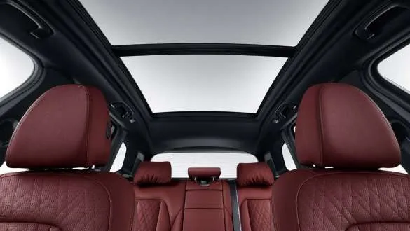 BMW iX3 5
