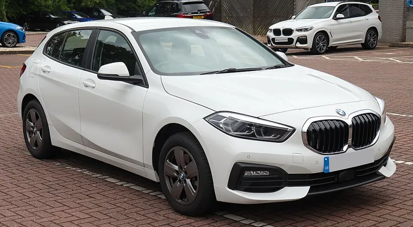 BMW 1 Series 2021 120i M Sport Midnight 3