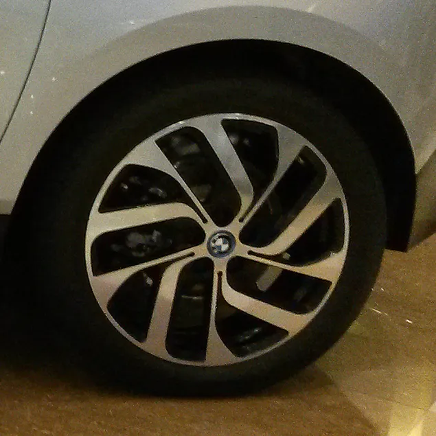 BMW i3 2025 eDrive 35 L 2
