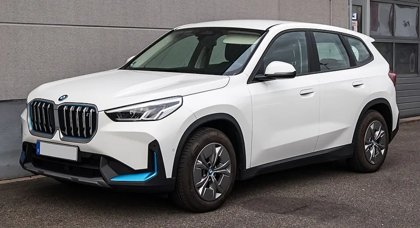 BMW iX1 2025 xDrive30L X Design Pkg 4