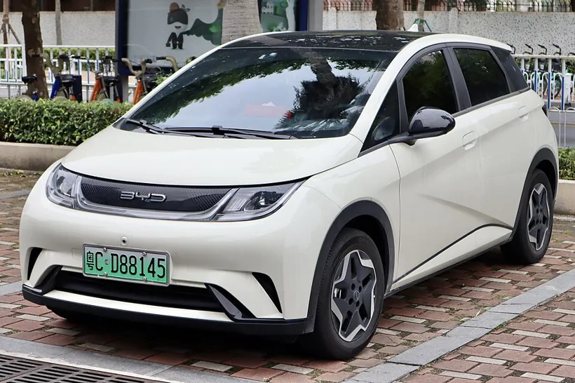 BYD Dolphin 2023 2