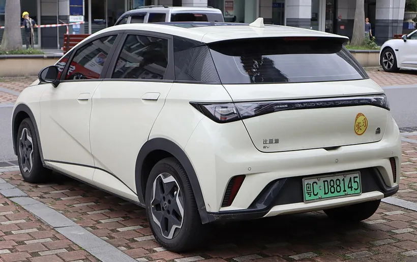 BYD Dolphin 2023 3