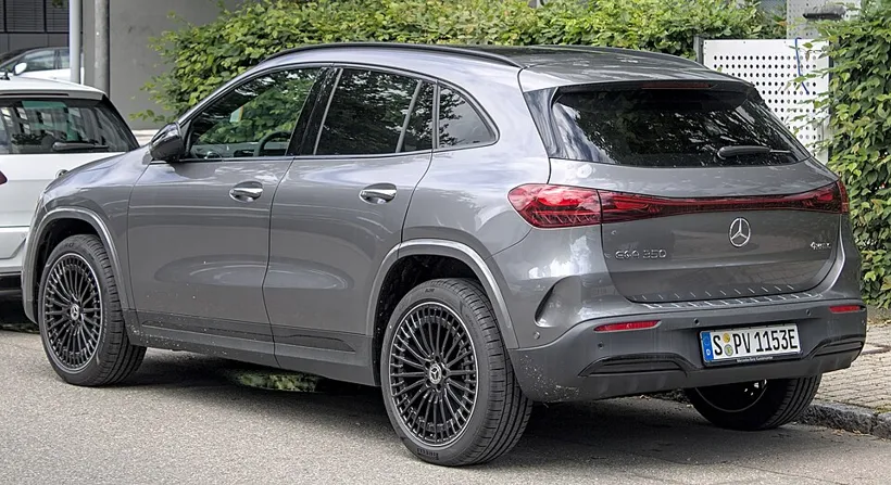 Mercedes-Benz EQA 2022 EQA 300 4MATIC Launch Ed 4