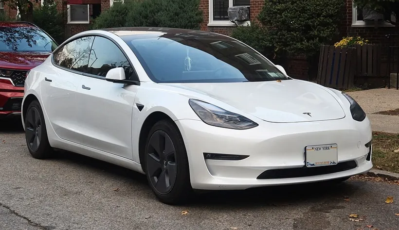 Model 3 2025 4