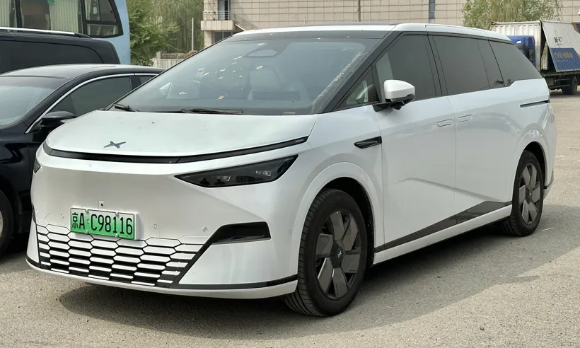 XPeng X9 665 Max (EV) 3